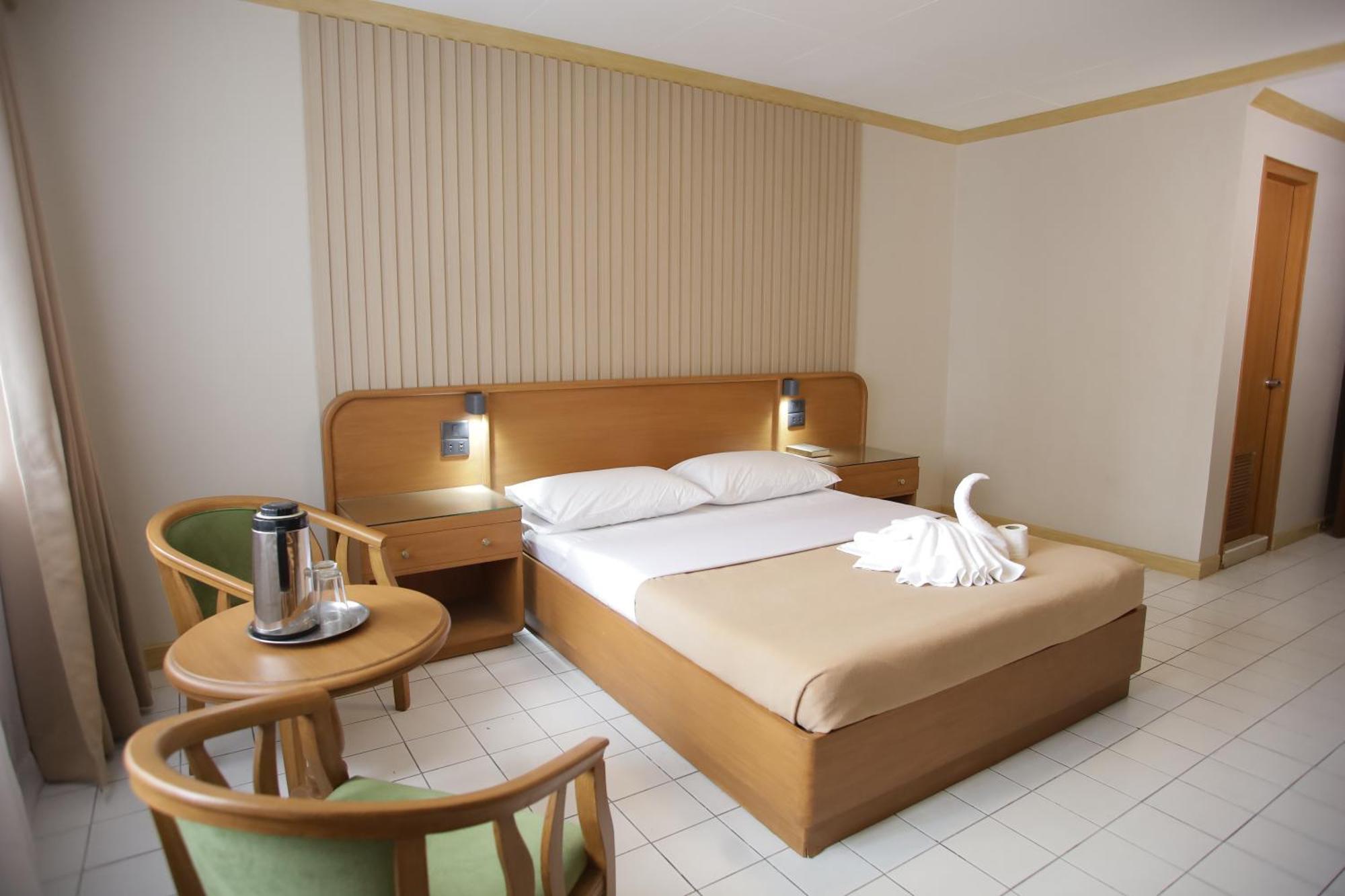 Hotel Soriente Маніла Екстер'єр фото